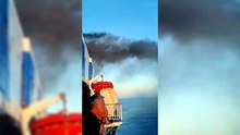L'incendio sul traghetto Porto Torres-Genova: il fuoco, l'allarme, la paura dei passeggeri - IL VIDEO A BORDO