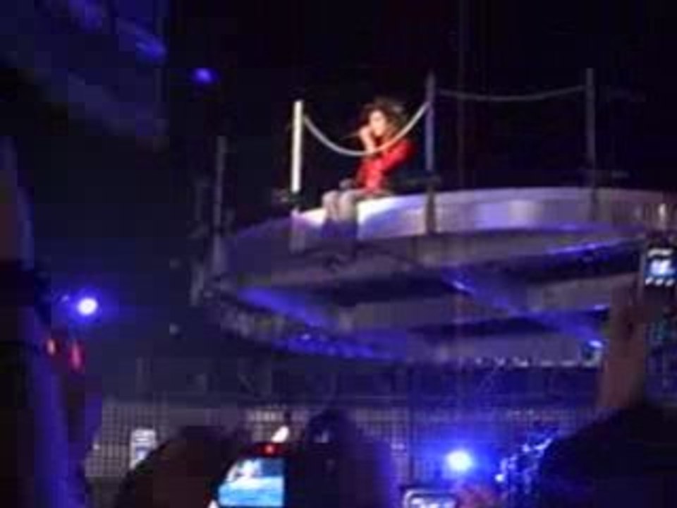 Tokio Hotel _ Schwarz (9 Mars Paris Bercy)