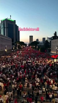 🔵Dita e 21-të e protestës qytetare në Tiranë, protestuesit po kërkojnë largimin e Qeverisë së Edi Ramës nga pushteti❤