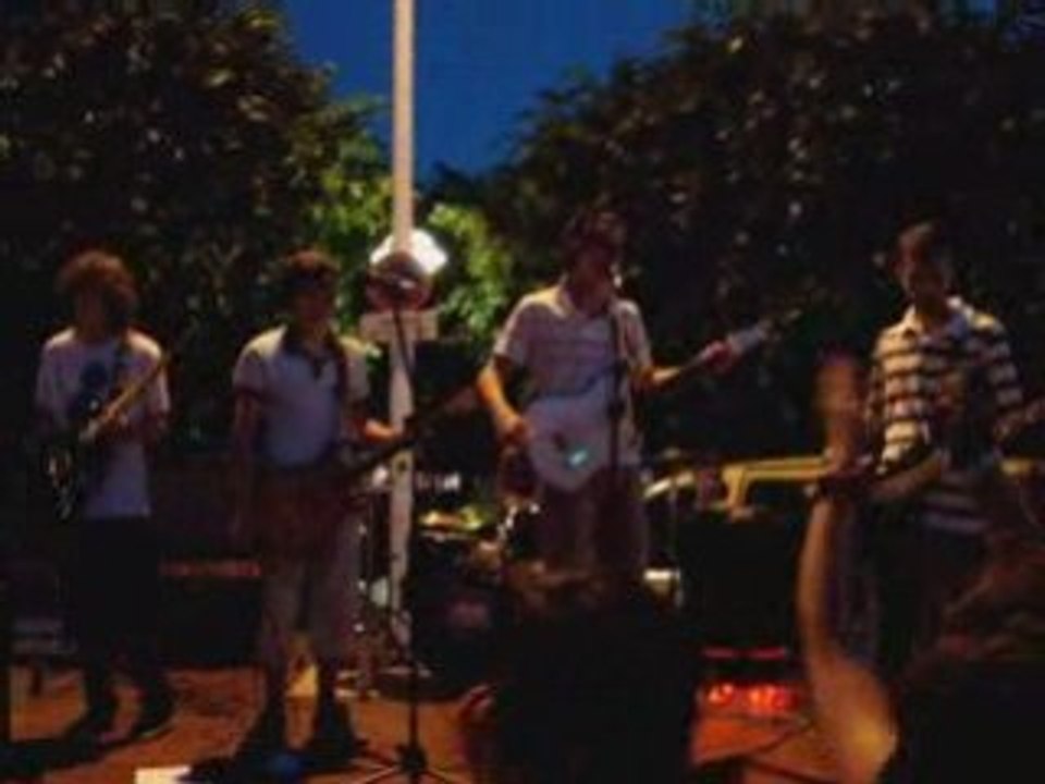 Pluck-Em's - Help me