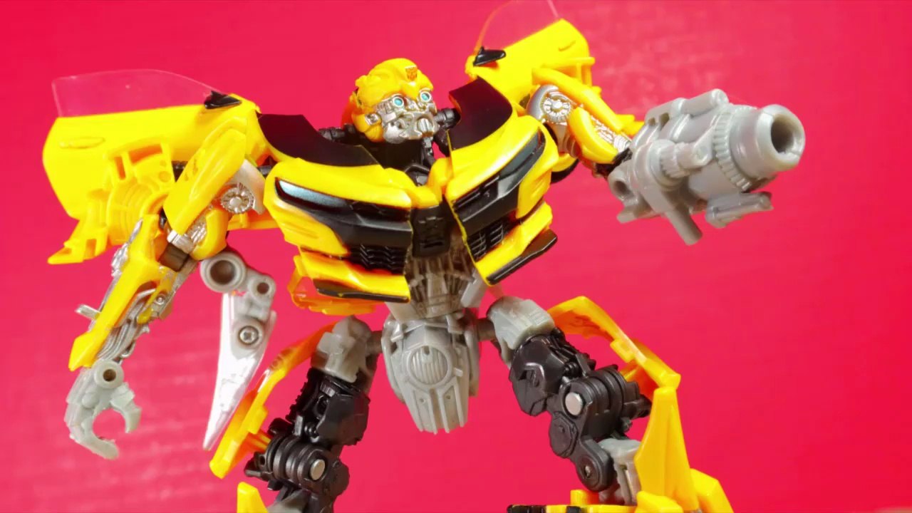 TRANSFORMERS: The Last Knight BUMBLEBEE | Canadia' Reviewer #271
