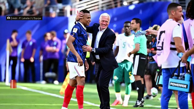 Didier Deschamps en mode calinothérapie avant le deuxième match des Bleus contre l'Irak - Foot - Coupe du monde 2026 - Bleus