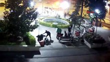 İşletmeciler ile motokuryeler birbirine girdi: 5 yaralı, 10 gözaltı!