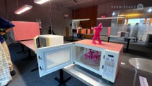 Julia Scher: Ameratherm – Ultra Cooking Lab, 2000