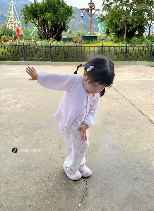 One two three～ baby dance