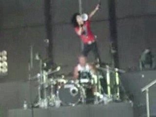 21.06.08 . Début Schrei TOKIO HOTEL