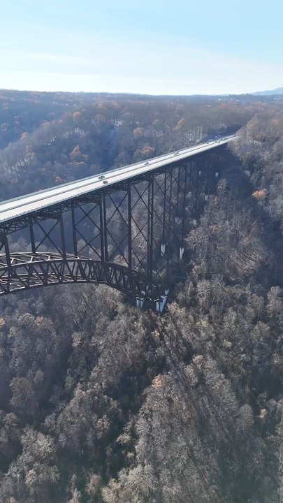 📍 New River Gorge Bridge, USA 🇺🇸