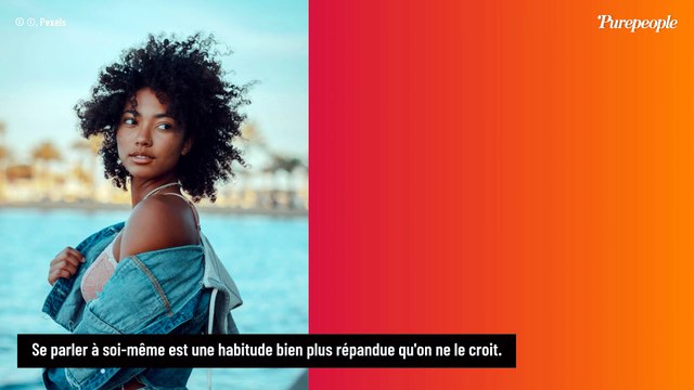 La psychologie suggère que les personnes qui se parlent à elles-mêmes ne sont pas étranges : elles organisent leurs pensées plus clairement que la plupart des gens