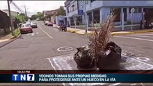 tn7-vecinos-improvisan-con-bolsas-y-ramas-para-alertar-sobre-enorme-hueco-en-curridabat-040626 [Full Movie]