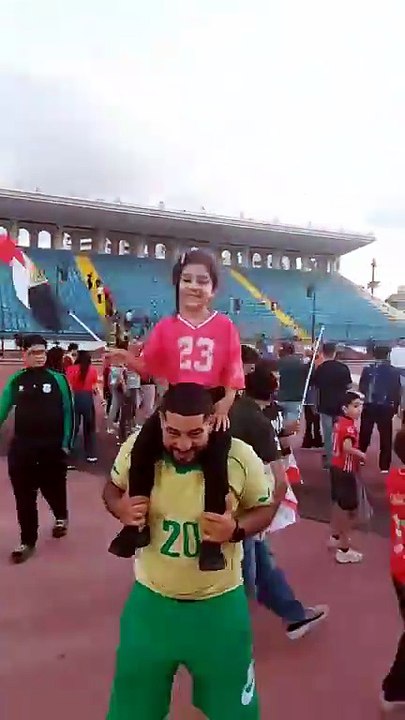 فرحة جماهير الاسكندرية بالفوز بثلاثية على منتخب نيوزلندا