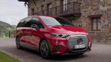 The all new electric Mercedes-Benz VLE 400 4MATIC Design Preview in Patagonia red