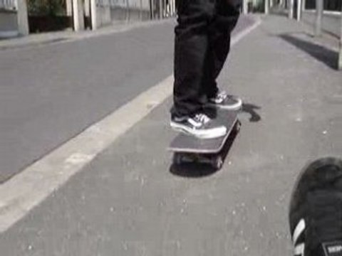 Skate - 180 Ollie