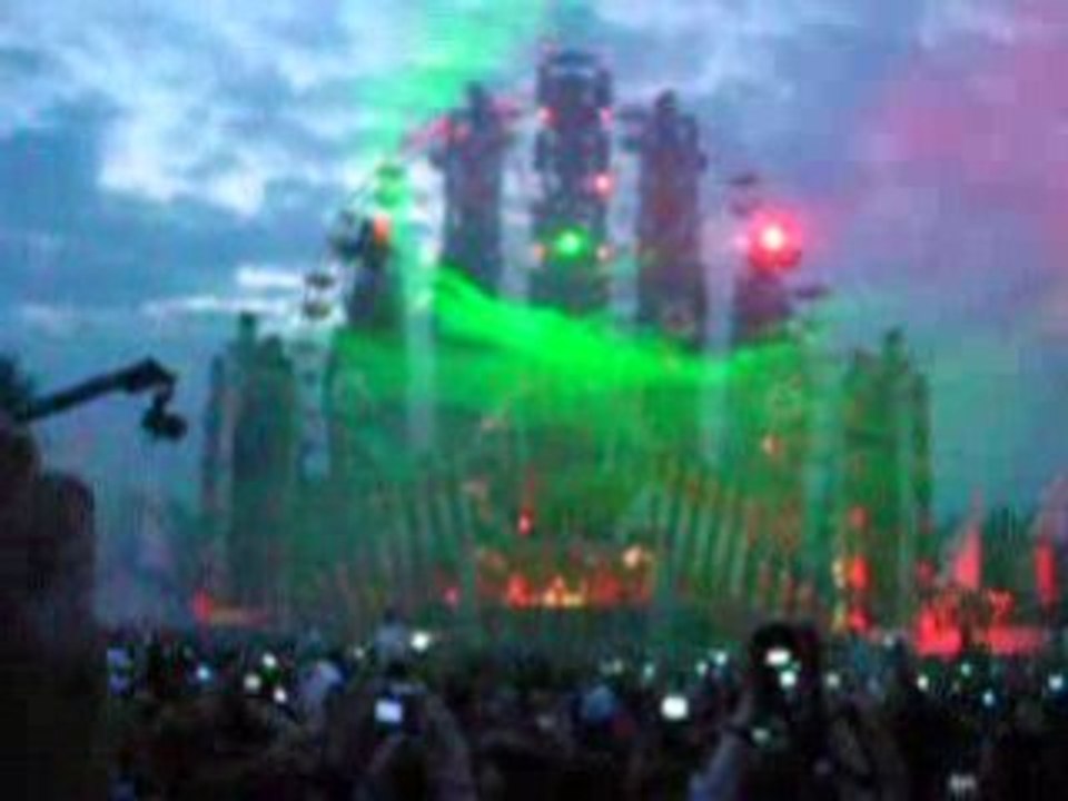 Defqon.1 2008 - Mainstage - Final Deepack & Luna