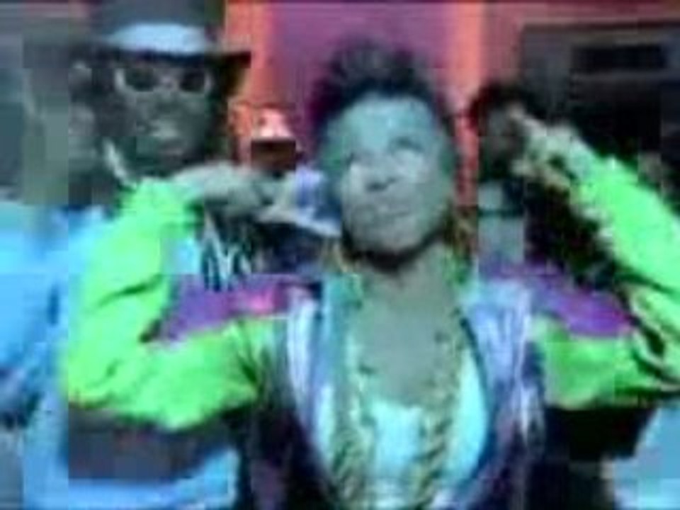 Lil' Mama ft. T-Pain - I'm What It Is