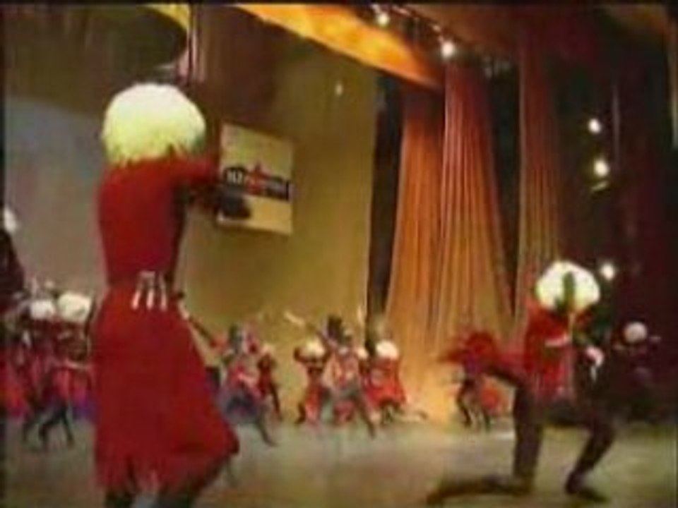 Mountaineers dance