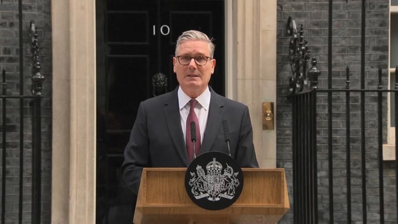 Keir Starmer fights back tears as he announces resignation as prime minister