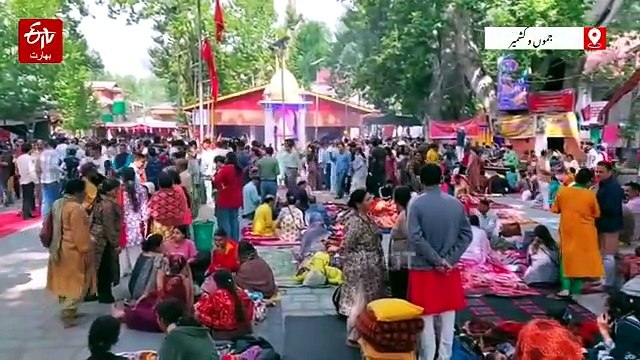 کھیر بھوانی میلہ 2026: گاندربل کے تلمولہ مندر میں ہزاروں عقیدت مندوں کی پوجا ارچنا