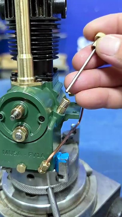FV1A KW OHV 7cc engine fitting