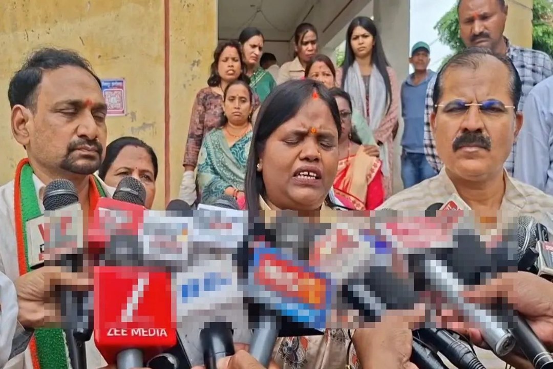 ऑडियो वायरल होने के बाद कैमरे के सामने रो पड़ीं अंबिकापुर मेयर, कहा- मेरे खिलाफ रचा गया षडय़ंत्र