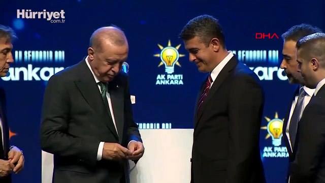 Levent Koç AK Parti'ye katıldı: Rozetini Cumhurbaşkanı Erdoğan taktı