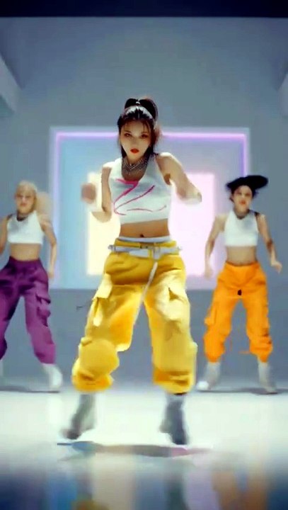 AI K-pop Day 26: Yellow Cargo → Red Studio 🔥 4.3s Switch + 5.2s Power
