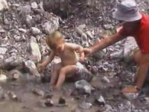 04 07 les petits cailloux