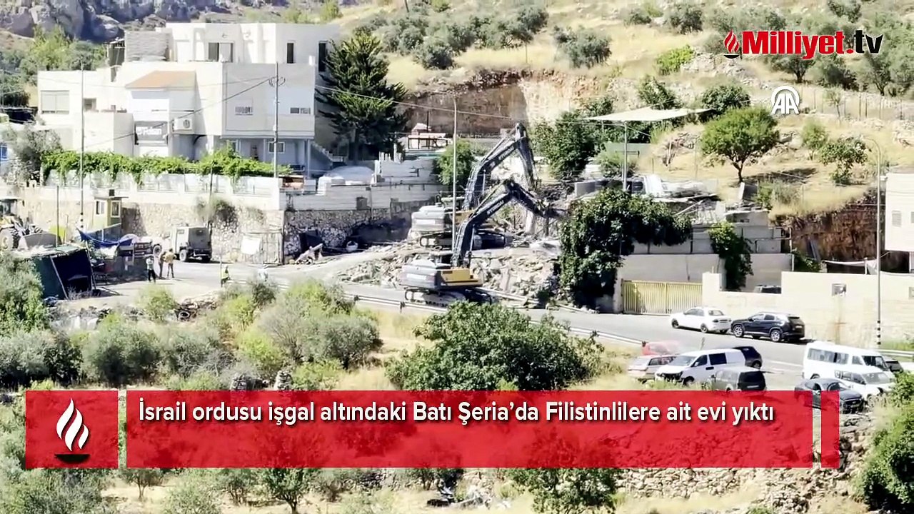 İsrail ordusu işgal altındaki Batı Şeria’da Filistinlilere ait evi yıktı