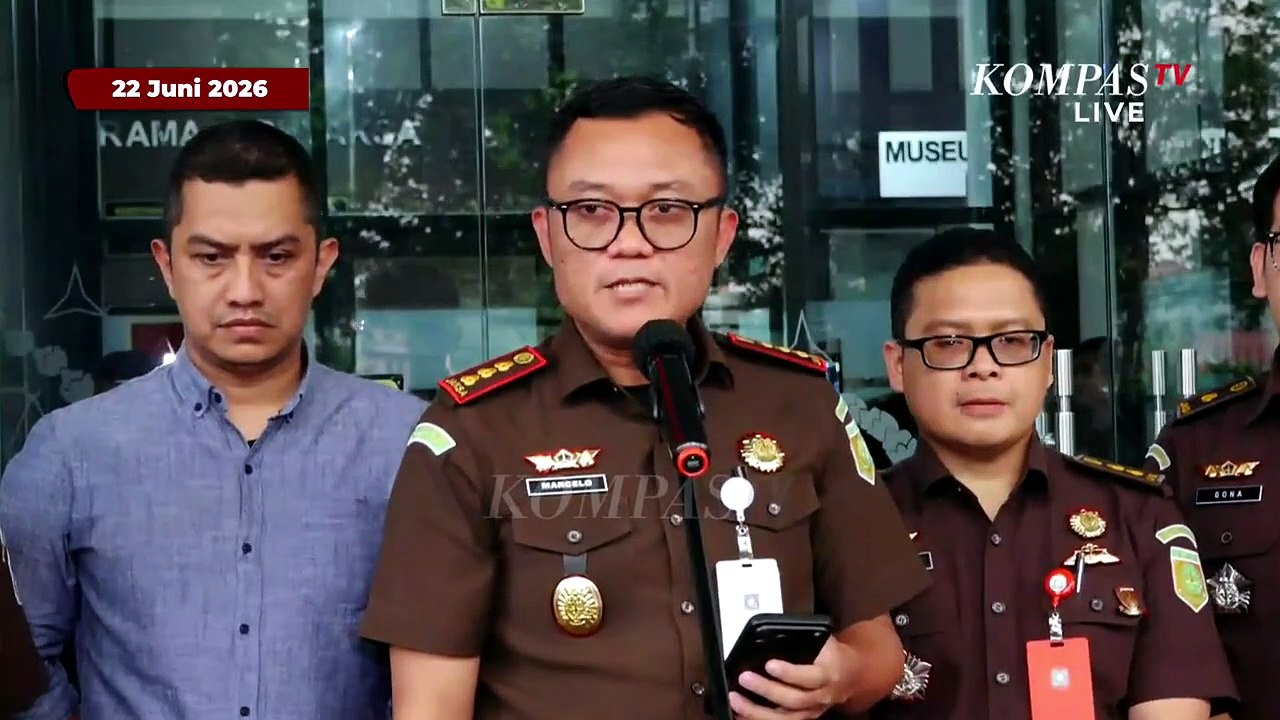FULL! Kejari Jaksel Ungkap Alasan Roy Suryo dan Tifa Tidak Ditahan