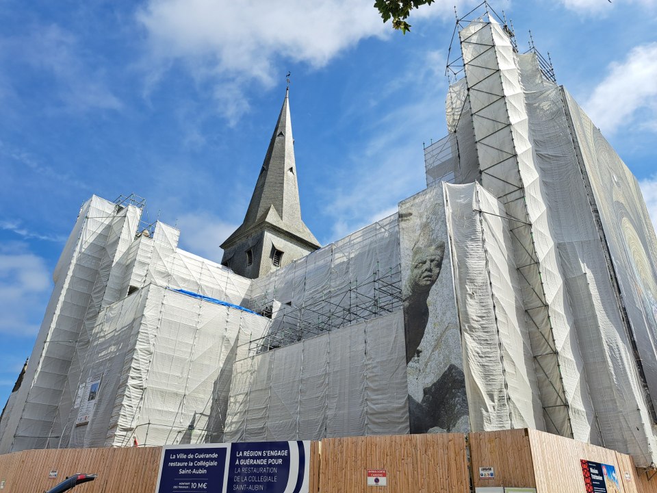 visite-du-chantier-de-restauration-a-la-collegiale-de-guerande