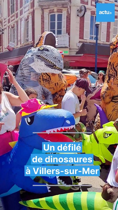 Un défilé de dinosaures à Villers-sur-Mer