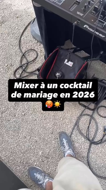 Pour info tout notre matos a surchauffé 😤With @waisidjjj 🔥#canicule#dj#soleil#mariage#fyp