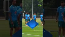 Qual era o papo? Ibañez brinca com Neymar sobre 'corridinha', que aponta para joelho que operou