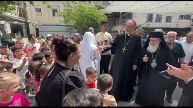 Il cardinale Pizzaballa a Gaza City con il Patriarca Teofilo III