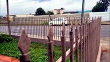 Idoso perfura o pescoço em lança de portão no Bairro Neva