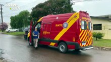 Jovem fica ferida em acidente entre carro e moto no Bairro Esmeralda
