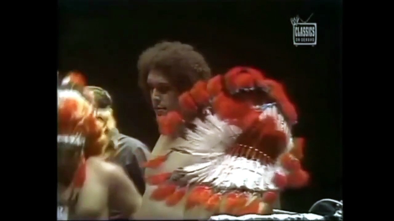 Andre the Giant / Chief Jay Strongbow / Billy White Wolf vs Bruiser Brody / Executioners (1976)