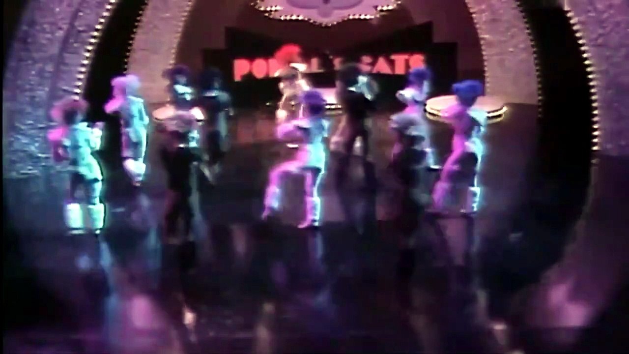 08 GATITAS DE PORCEL - Hanglin con las vecinas