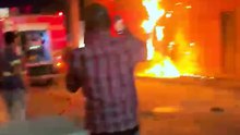 VÍDEO: Fiação pega fogo em frete a prédio residencial de Salvador