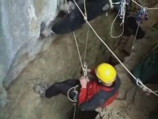 Film spéléo techniques assurances et interventions