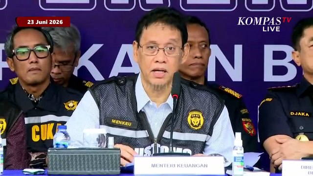 Menkeu Purbaya Yudhi Sadewa: 43 Kontainer Balpres Ilegal Senilai Rp37,5 Miliar Disita!