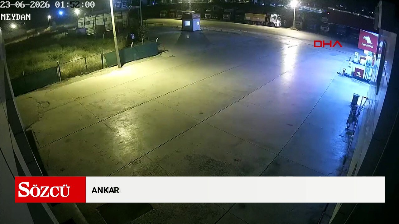 Ankara'da otomobil kamyona çarptı: 3 ölü, 1 yaralı