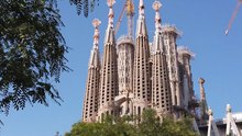 Gaudí, sobre la arquitectura: "Mis ideas son de una lógica indiscutible; lo único que me hace dudar es que no hayan sido aplicadas anteriormente"
