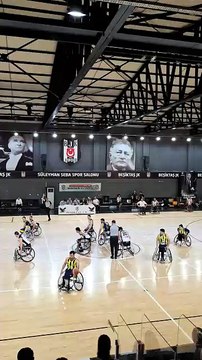 Maç Başladı, Saldır Beşiktaş'ım - Beşiktaş v Fenerbahçe İstanbul Jet - Tekerlekli Sandalye Basketbol Süper Ligi Play-Off Finali 2. Maç