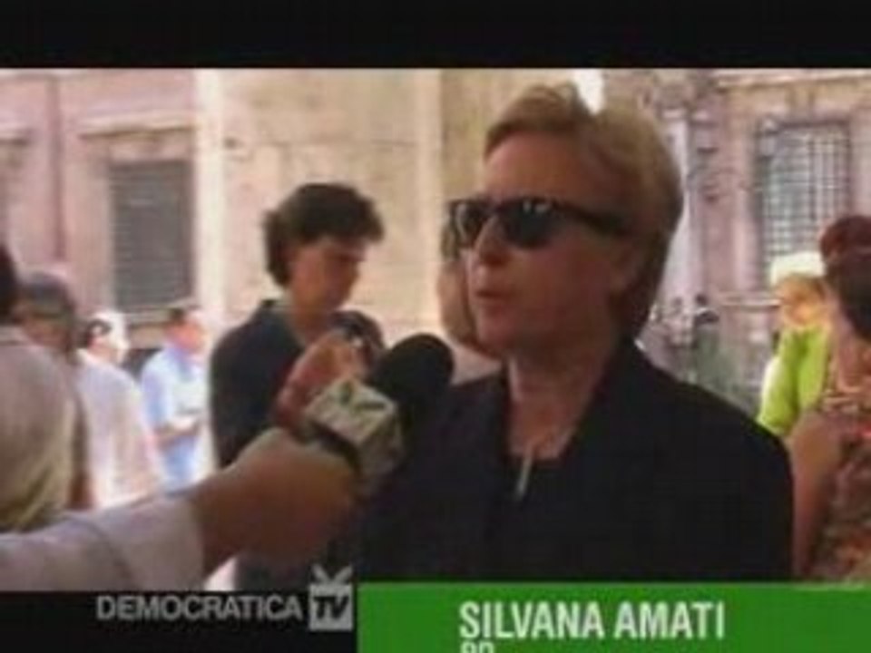 Stop ai Processi per stupro, la protesta al Senato