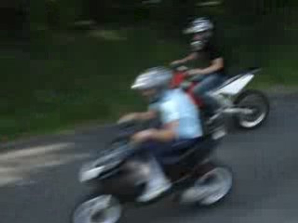 run derbi vs nitro