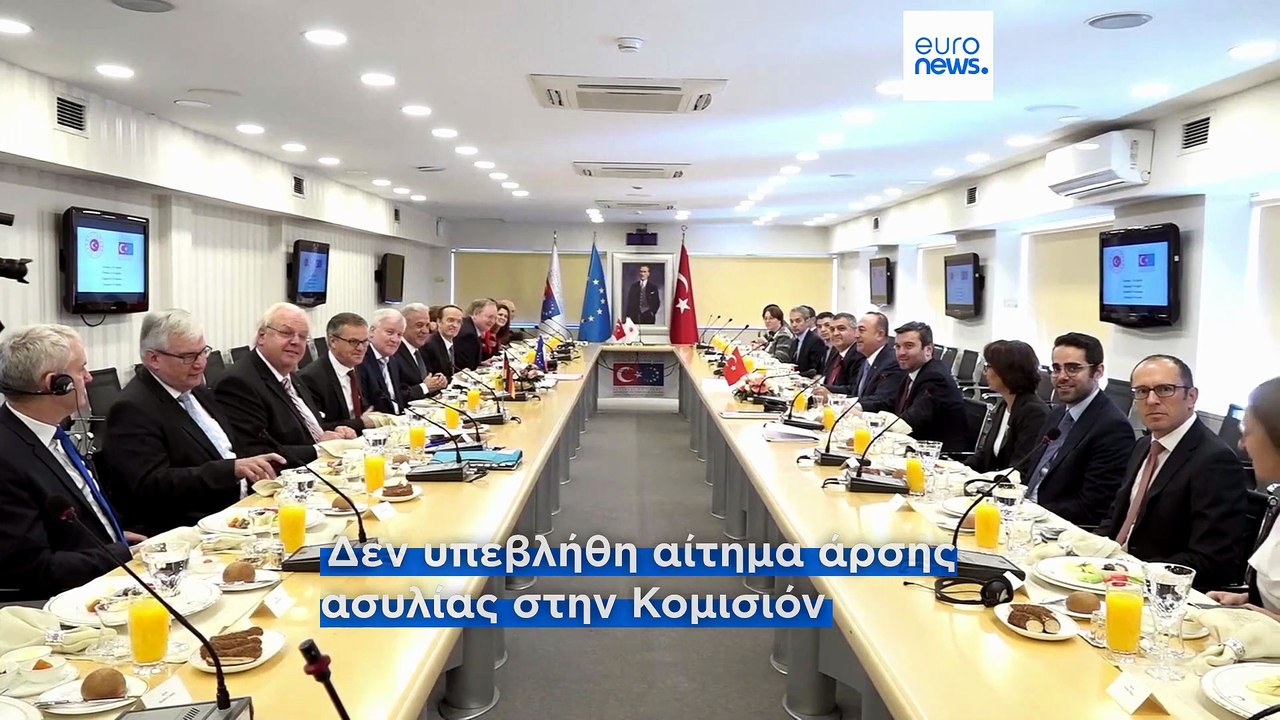Δημήτρης Αβραμόπουλος: Στην ελληνική βουλή το αίτημα άρσης ασυλίας του πρώην Επιτρόπου
