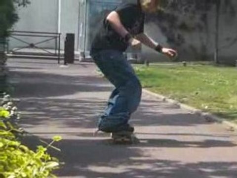 Nollie Shove-it
