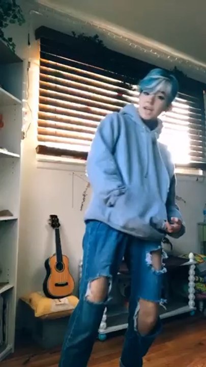 I just like this audio 👽✨ #fyp #foryoupage #foryou #ootd #fitcheck