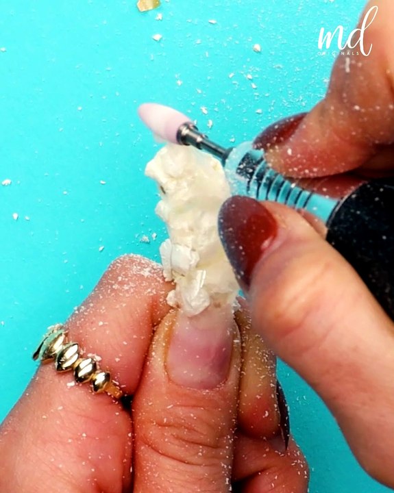 Not your ordinary nail art! 💅