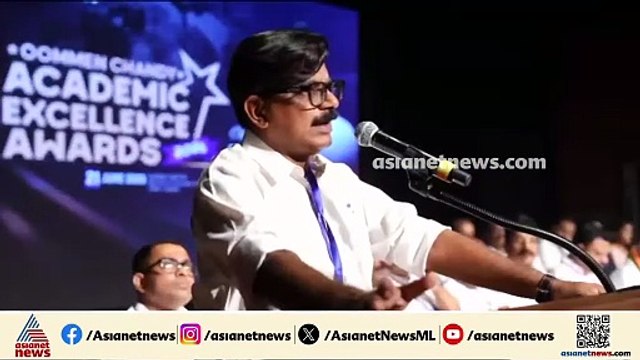 ഫുജൈറയിൽ ഇൻകാസ് ഉമ്മൻചാണ്ടി എക്സലെൻസ് അവാർഡ് വിതരണം ചെയ്തു